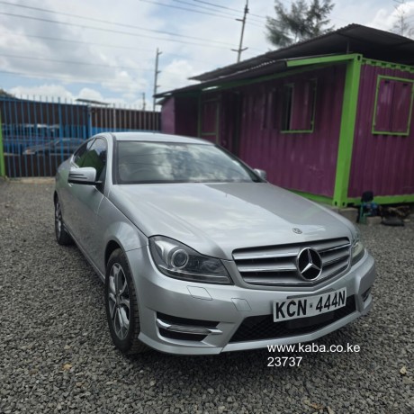 mercedes-benz-c200-big-0