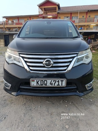 executive-2017-nissan-serena-low-mileage-auto-8-seater-hp-trade-available-big-0