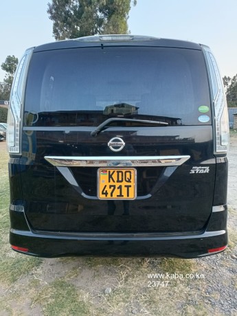 executive-2017-nissan-serena-low-mileage-auto-8-seater-hp-trade-available-big-4