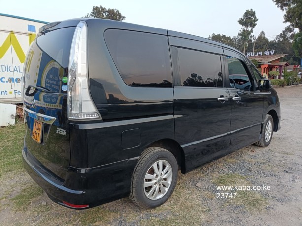 executive-2017-nissan-serena-low-mileage-auto-8-seater-hp-trade-available-big-3