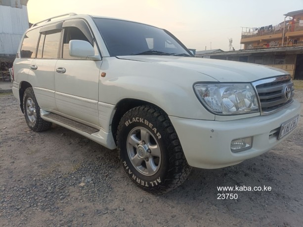 toyota-land-cruiser-4700cc-petrol-auto-hp-available-big-1