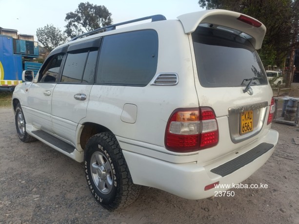 toyota-land-cruiser-4700cc-petrol-auto-hp-available-big-3