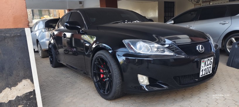 lexus-is250-big-1