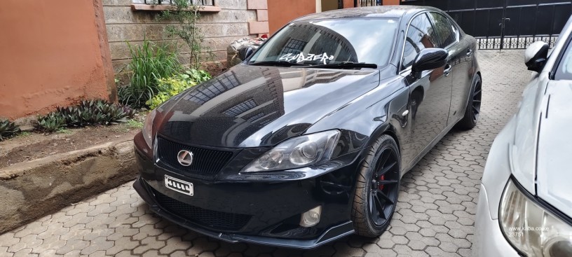lexus-is250-big-0