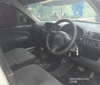 toyota-succeed-small-2