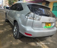 toyota-harrier-small-9