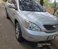 toyota-harrier-small-8