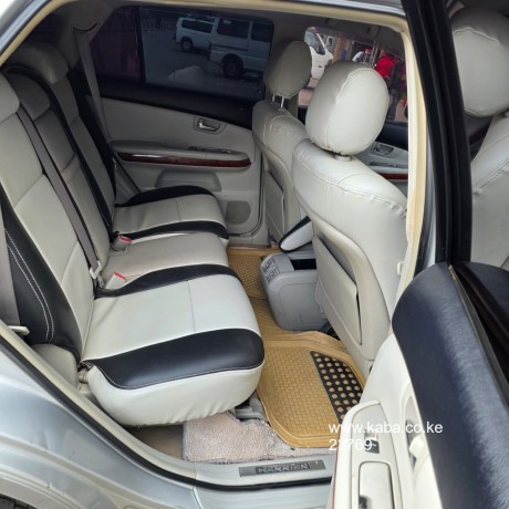 toyota-harrier-big-4