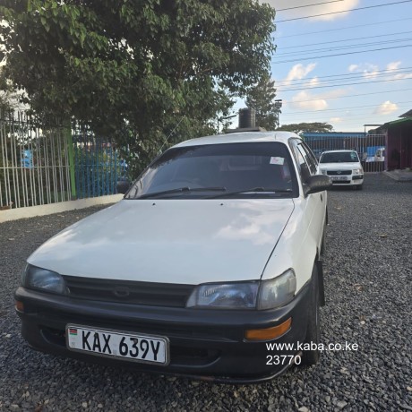 toyota-corolla-dx-big-2