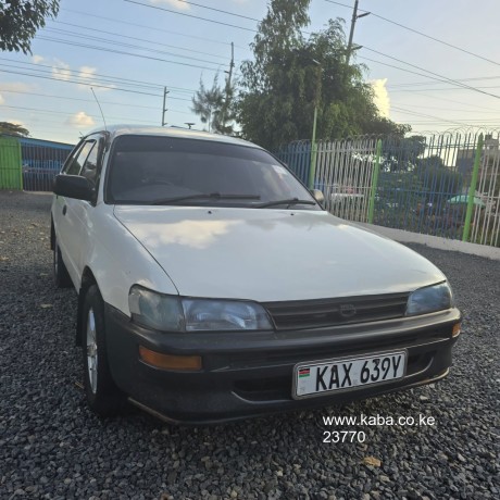 toyota-corolla-dx-big-1