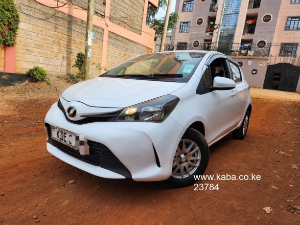 toyota-vitz-2015-big-0
