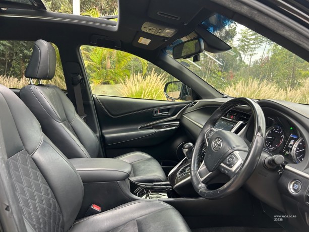 2019-toyota-harrier-premium-sunroof-big-6