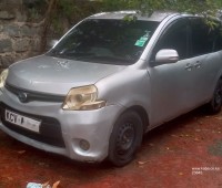 2013-toyota-sienta-for-sale-small-0