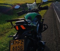 2021-dominar-400-small-2