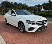 2019-mercedes-e300-amg-sunroof-small-0
