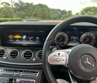 2019-mercedes-e300-amg-sunroof-small-9