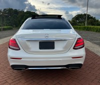 2019-mercedes-e300-amg-sunroof-small-5