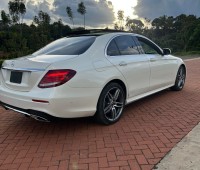 2019-mercedes-e300-amg-sunroof-small-7