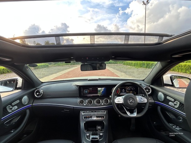 2019-mercedes-e300-amg-sunroof-big-2