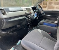 toyota-hiace-van-small-1