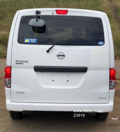 nissan-nv200-big-9