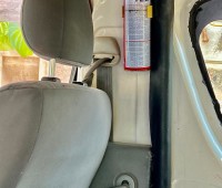toyota-rhiace-kdh-200-small-5