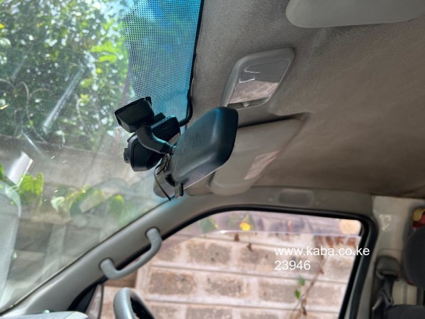 toyota-rhiace-kdh-200-big-12