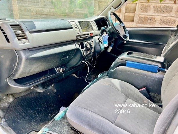 toyota-rhiace-kdh-200-big-6