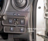 nissan-note-e-power-black-arrow-2019-kdx-reg-pearl-white-colour-collission-control-emergency-break-360-camera-rear-spoiler-alloy-rims-small-5