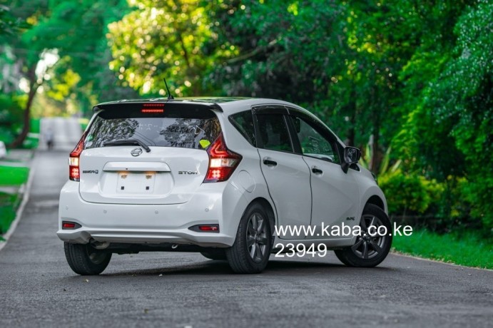 nissan-note-e-power-black-arrow-2019-kdx-reg-pearl-white-colour-collission-control-emergency-break-360-camera-rear-spoiler-alloy-rims-big-3