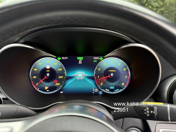 2019-mercedes-c200-4matic-sunroof-big-1