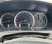 2019-toyota-hiace-diesel-7l-small-1
