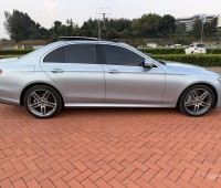 2019-mercedes-e220d-amg-sunroof-small-6