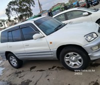 toyota-rav-4-small-2