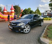 mercedes-benz-c250-small-0