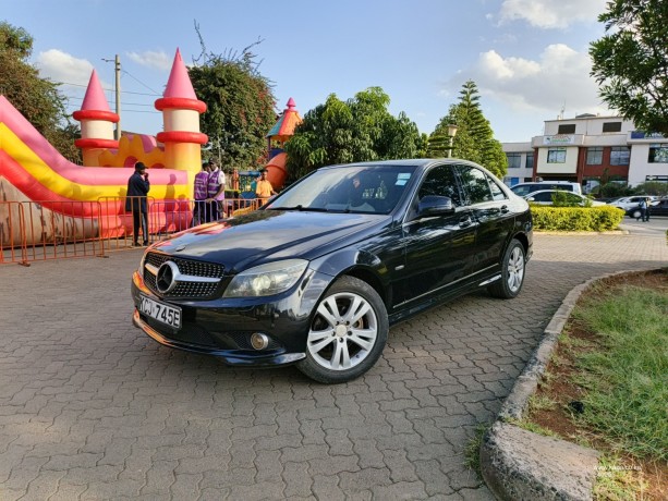 mercedes-benz-c250-big-0