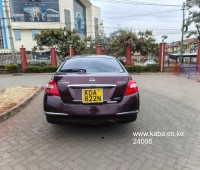 nissan-teana-small-6