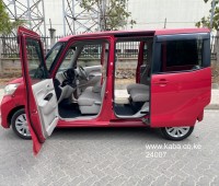 2015-nissan-dayz-roox-small-7