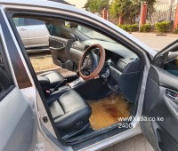toyota-fielder-small-2