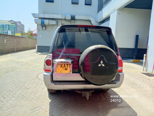 mitsubishi-pajero-big-18