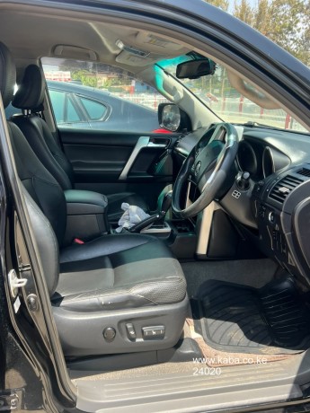 a-clean-locally-used-toyota-probox-big-1