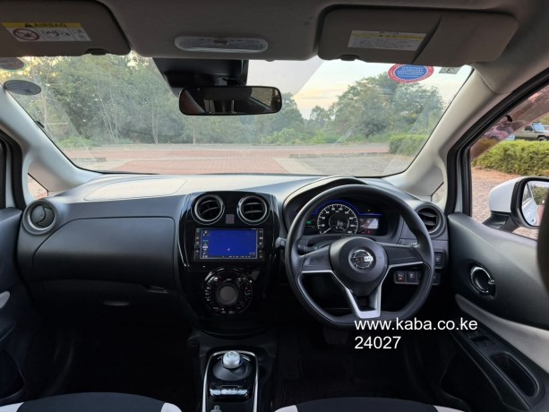 2019-nissan-note-e-power-big-2