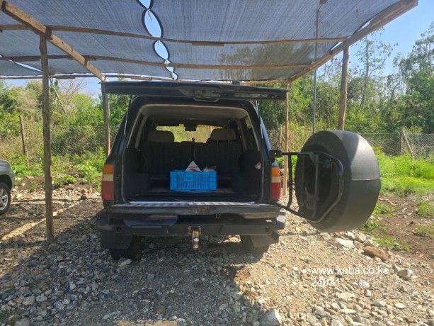 toyota-land-cruiser-80-series-big-6