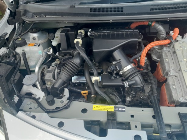 2019-nissan-note-hybrid-big-2