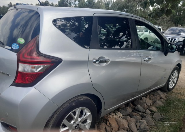 2019-nissan-note-hybrid-big-0