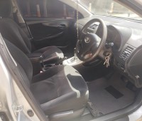 toyota-fielder-small-7