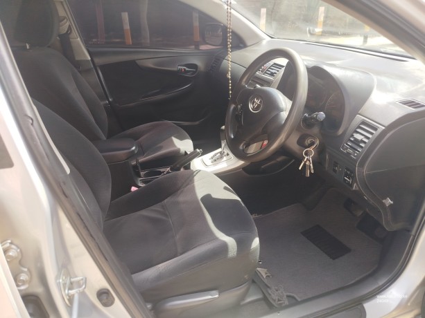 toyota-fielder-big-7