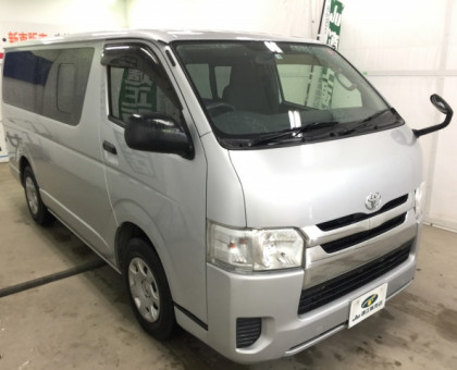 Toyota Hiace 2014
