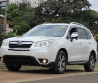 subaru-forester-2014-model-pearl-white-color-excellent-condition-small-1