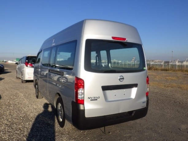 nissan-caravan-big-2